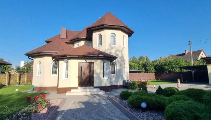 Сучасний будинок Липини ремонт меблі район Липинського ставку - фото 1