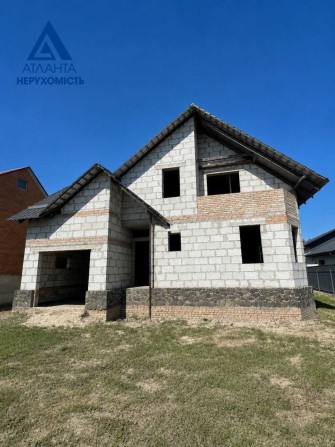 Комфортний  будинок у зручному передмісті Луцька - фото 1