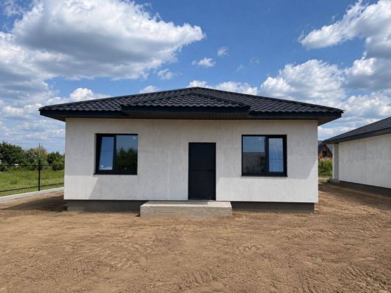 Продається будинок в Боратині  Луцький район 109м2 підходить під   ЄОселю Боратин