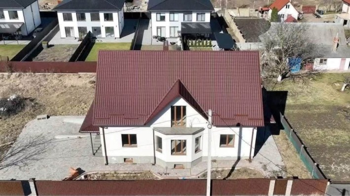 ПРОДАЖ  БУДИНКУ частково з ремонтом с. Тарасове біля Луцька - фото 1