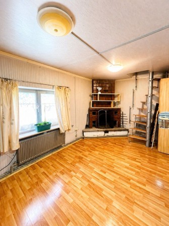 Продам Будинок з земельною ділянкою - фото 1