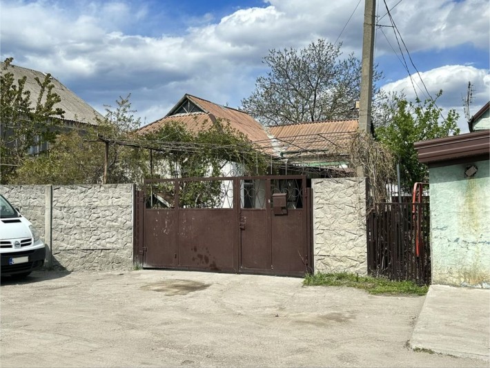 Продам будинок 126 м2 з гаражем 27 м2 у Підгородньому вул.Яворницького (Фадєєва) - фото 1