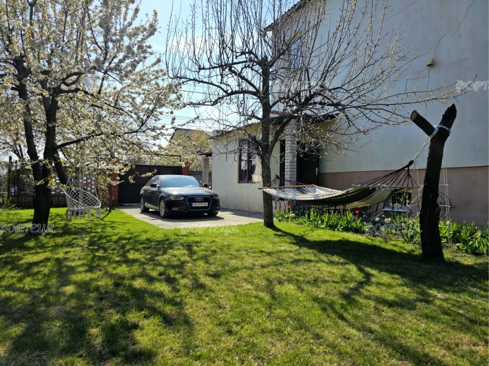 Продаж будинку з ремонтом, в Підгородному по вул. Литвишка - фото 1