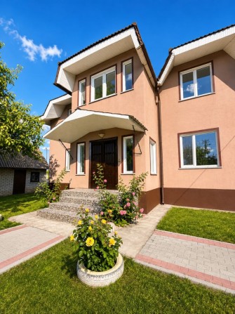 Продам добротний будинок 278 м² у Глибочиці — камін, 2 криниці, 145 000 $ + торг - фото 1