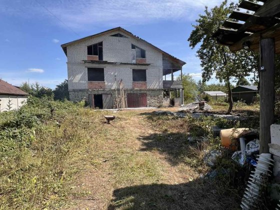 N:14185 - Продаж будинку, 6-кімн., Сінгури, 374 м², 3-пов., 10 сот. Сингуры