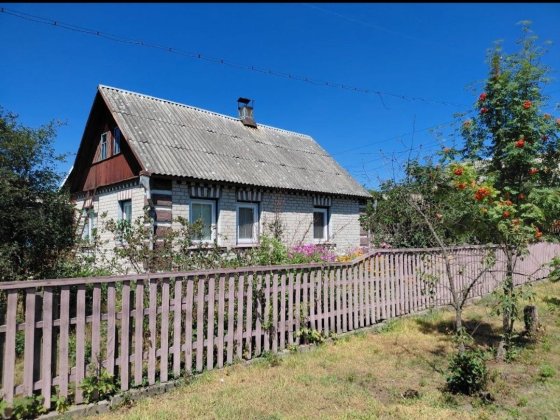 продам будинок в селищі Хорошів  Житомирського району Хорошів