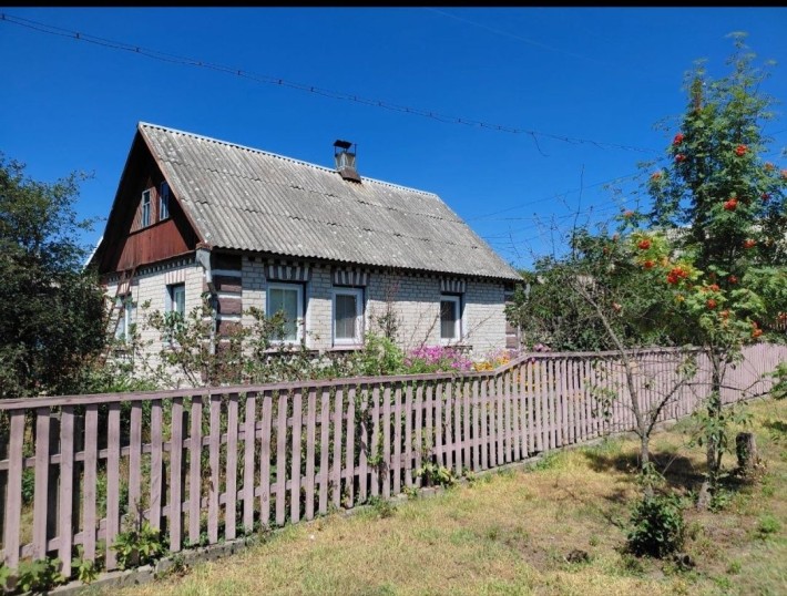 продам будинок в селищі Хорошів  Житомирського району - фото 1