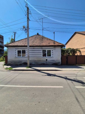 Продаж будинку в м. Тячів — вул. Промислова - фото 1
