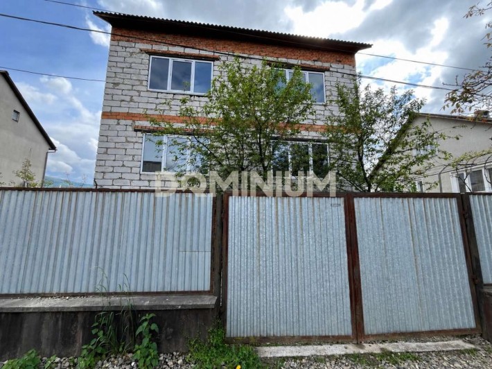 Продається будинок в м.Тячів - фото 1
