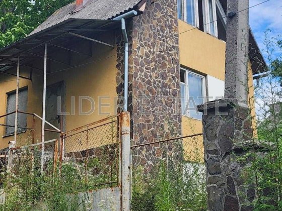 Дачний будинок із кірпічу, Лиса Гора, передмістя Ужгорода Оноковцы