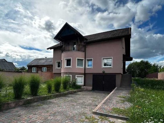 Продається затишний будинок в смт. Великий Бичків Великий Бичків