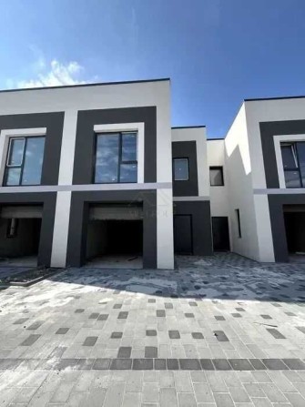 Продаж збудованого таунхауса,з міськими комунікаціями в топ локації ІФ - фото 1