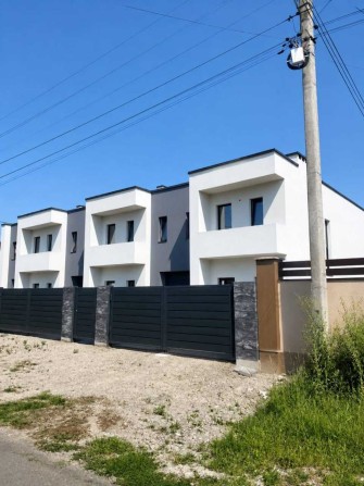 Продаєтьсься таунхаус в передмісті Івано-Франківська 140 м.кв. - фото 1