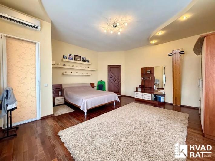 Продаж напівособняка 220м2 ,якісний будинок - фото 1