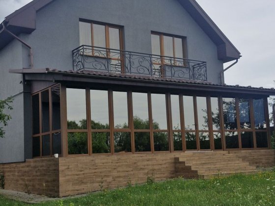Продається житловий будинок  з господарськими будівлями в с. Угринів/5км від  Ратуші/ Угринов