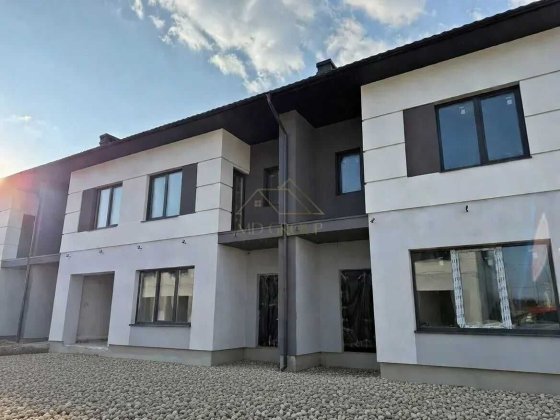 Продаж якісних таунхаусів у Крихівцях Крихівці