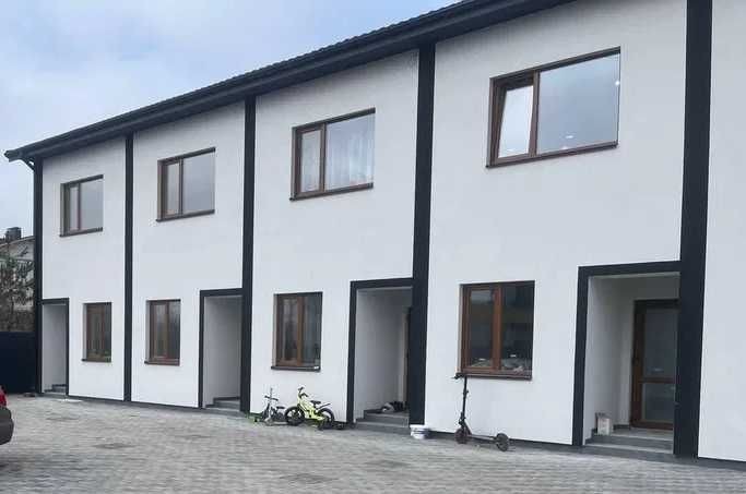 Продам таунхаус з ремонтом у Святопетрівському без комісії - фото 1