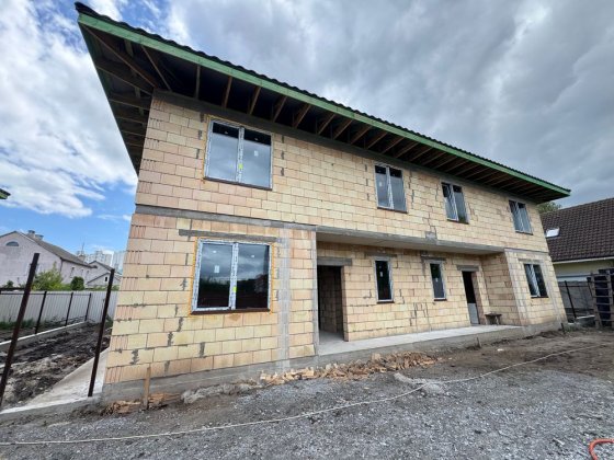 Дуплекси преміальні в с.Гатне Гатне