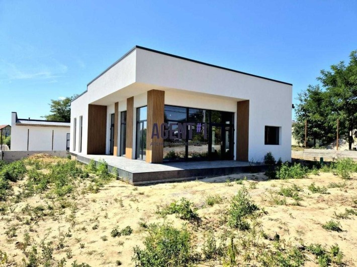 Продаж сучасного одноповерхового будинку в стилі hi-tech в Білогородці. Газ! Без % - фото 1