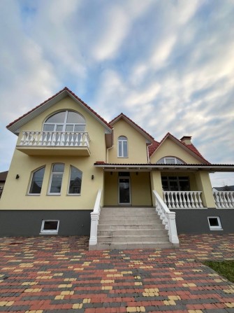Будинок Софіївська Борщагівка 331 кв.м.! - фото 1