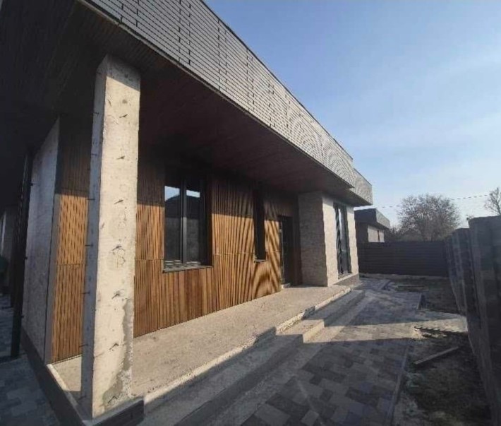 Продаж без комісії: одноповерховий дім у с. Білогородка - фото 1
