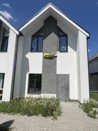 Продам кутовий таунхаус з каміном у Святопетрівському без комісії - фото 1