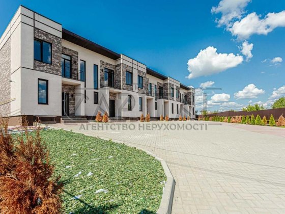 Продаж будинку 180 м2, с. Гатне, Фастівський р-н Гатне