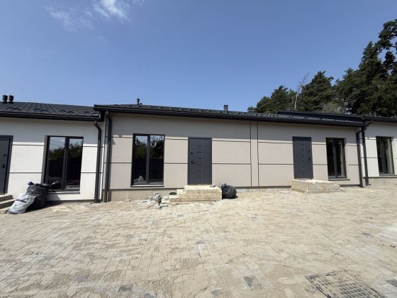 Ворзель одноповерховий таунхаус 57 квадратних метрів центральна вода газ