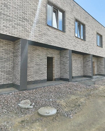Таунхаус, 2-кімн., 66 м², Святопетрівське - фото 1