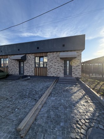Продам Таунхаус 1к з ремонтом Білогородка  власна ділянка розтермінування Державні програми БЕЗ КОМІ - фото 1