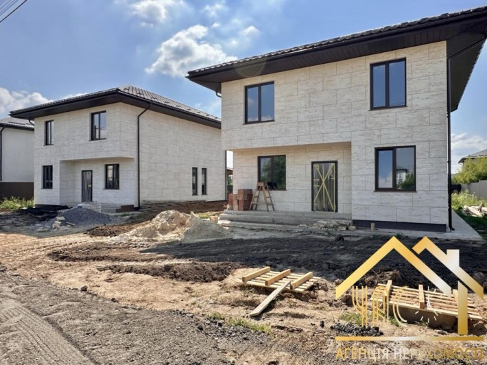 Продаж будинку 150,7 м² у Гатному | 6 соток | Газ | Тераса 30 м² | Без комісії - фото 1