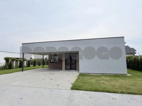 Сучасний одноповерховий будинок 135 м2 у с. Святопетрівське
