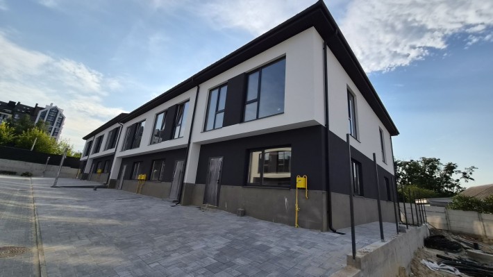 Продаж газифікованого таунхаусу в с. Білогородка - фото 1
