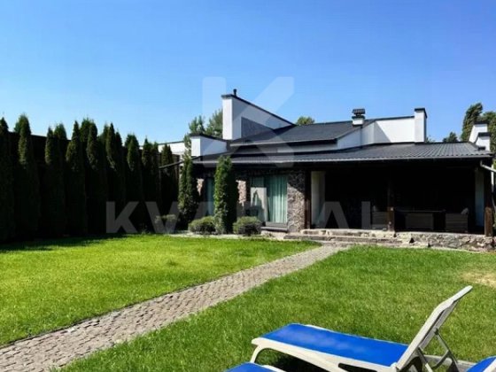 Продаж будинку біля Києва, вул. Володимирівська, Білогородка, 200 м², 7 соток, дам с газом и мебелью Белогородка