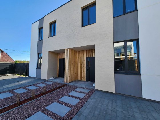Від забудовника. Продам будинок 105м2, заводимо газ, окремий заїзд. Святопетрівське