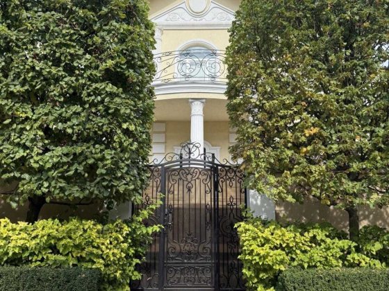 Продається Будинок в с. Крюківщина, Гатне, Бучанський район Характер парк, ГАЗ!!