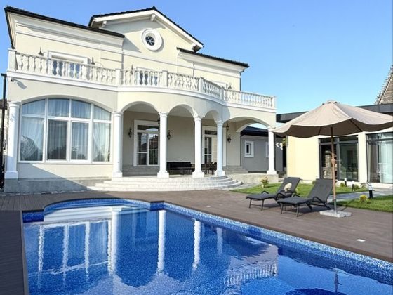 Продаж неймовірного будинку 680м² +20 сотих басейн  гараж Крюківщина Київ 4км