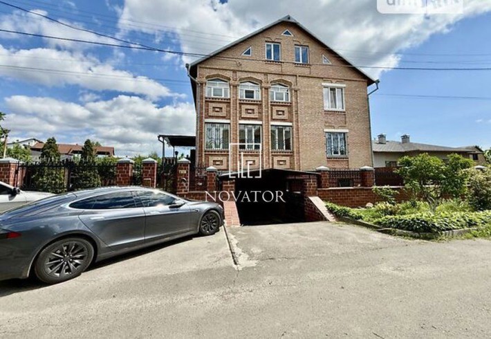 Продам будинок з ремонтом у Ворзелі, 5-кімн., 547.9 м² - фото 1