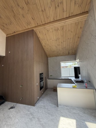 продам будинок з новим ремонтом 100м2, 5.5 соток ділянка - фото 1