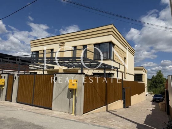 Продаж дуплексу площею 125 м² у затишній частині села Гатне. Гатне