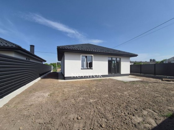 Продаж будинку в Білогородці.