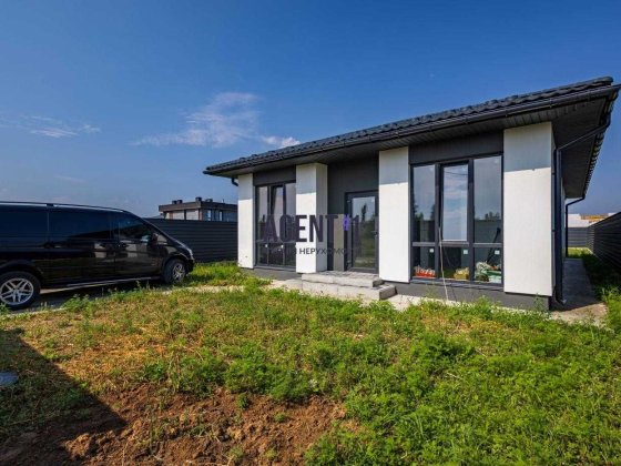 Продаж будинку 100 кв.м.  Білогородка,  газ, 4.5 сотки ділянка БЕЗ%