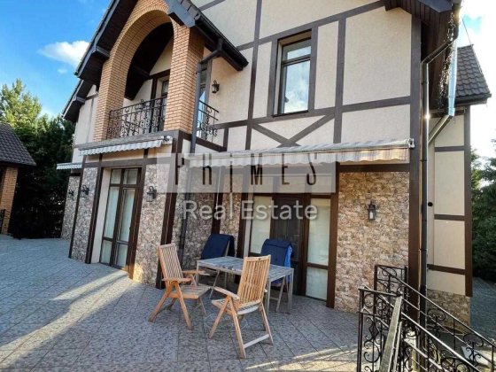 Продаж 5к будинку з ремонтом, ділянка 16 соток, КМ "Zoloche", Вишеньки Вишенки