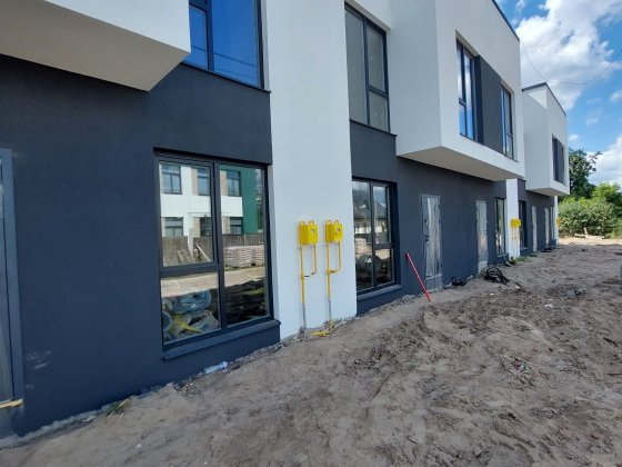 ГАЗИФІКОВАНИЙ ТАУНХАУС!  Білогородка район Сільпо.