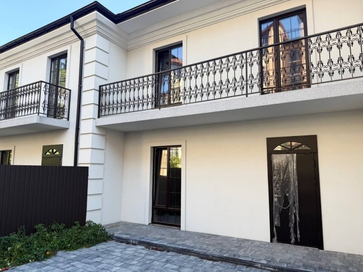 Продаж 2х пов. ДУПЛЕКСА 111м2 в самому серці Ворзеля в ЛІСОВІЙ ЗОНІ по вул. Кленова 2.1 сотки землі. - фото 1
