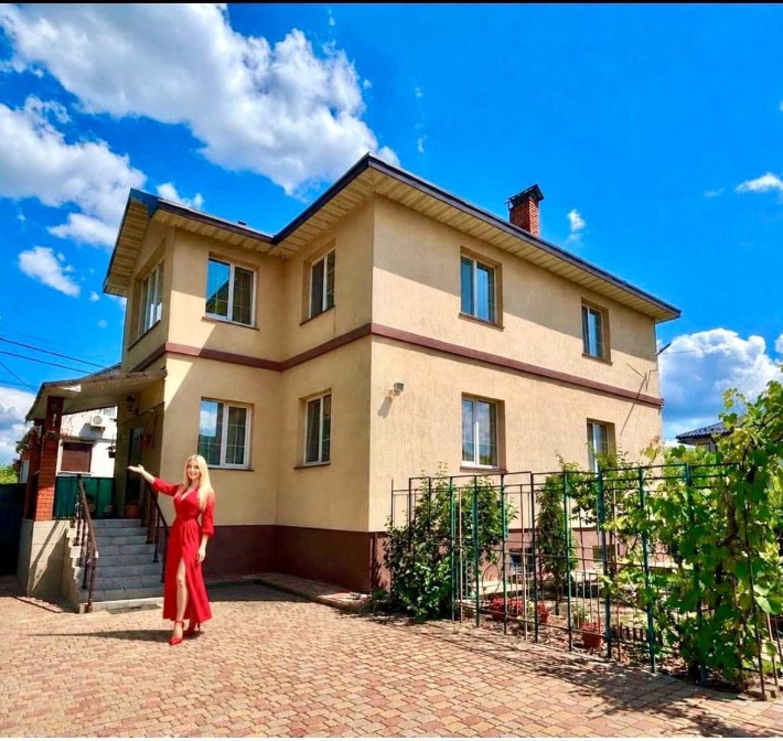 Вишеньки. Продаж  двоповерхового  будинку, з меблями, генератор - фото 1