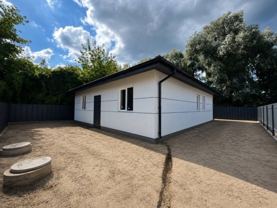 • продаж БЕЗ КОМІСІЇ | Одноповерховий будинок 102 м² + тераса 20 м² на 4,5 сотках | Білогородка | Є-