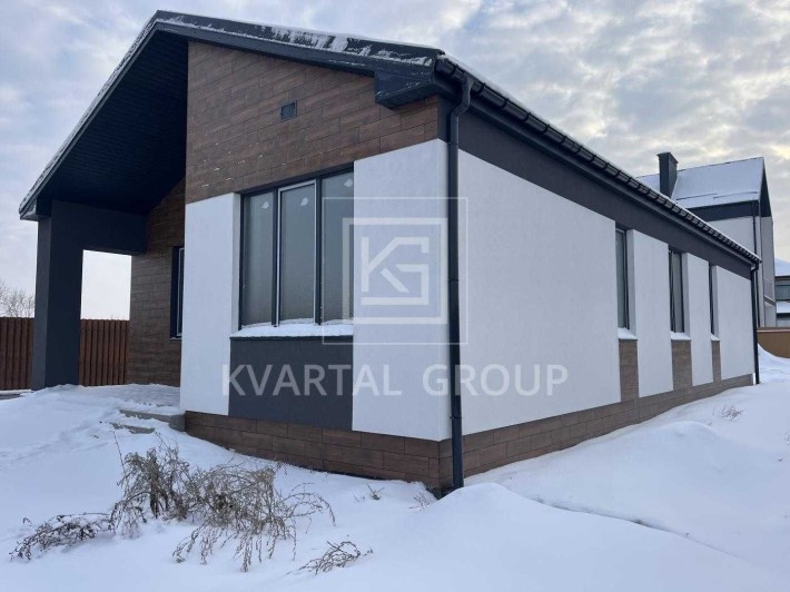 Одноповерховий будинок 110 м² у скандинавському стилі з озером у КМ Білогородки - фото 1