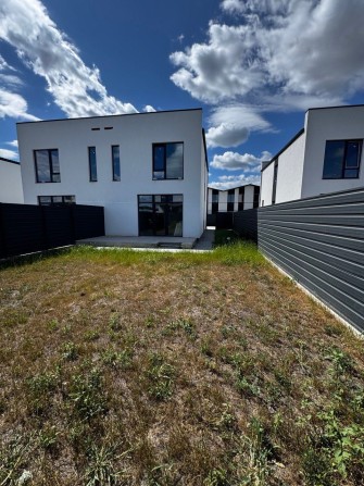 Продаж від забудовника, готовий дюплекс 110м² два поверхи 2.8 сотки землі. Власний двір. Паркомісце. - фото 1