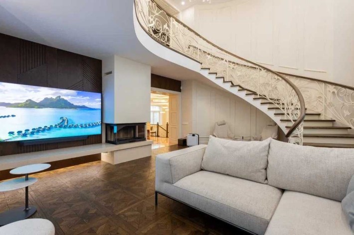 Ексклюзивний автономний будинок у КМ Золоче | Zoloche 580м² | 9 соток | Без комісії | Ремонт - фото 1